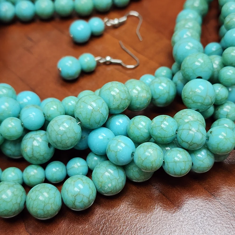 Vintage Chunky Faux Turquoise Beaded Statement Necklace and Pierced Earring Set - Picture 3 of 9